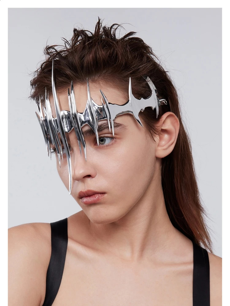 Punk hip-hop rock mechanical mask irregular outward facing hair clip headband 241205