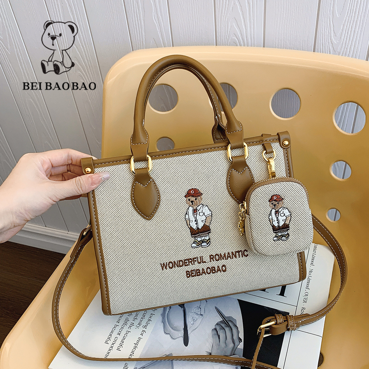 New casual and leisure fashionable single shoulder crossbody trend handbag designer large capacity travel women s bag trendy bag
