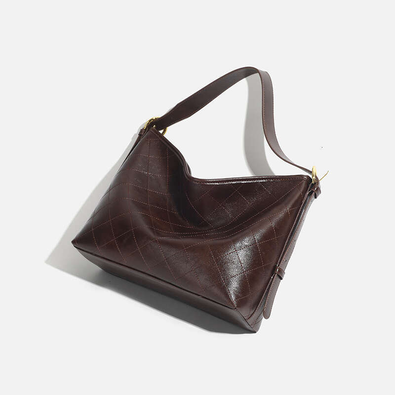 Small niche design, high-end armpit bag, women's 2025 new versatile commuting single shoulder crossbody tote bag