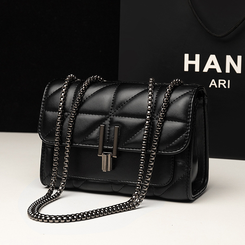 gge chain single shoulder bag, diagonal cross style crossbody bag for women