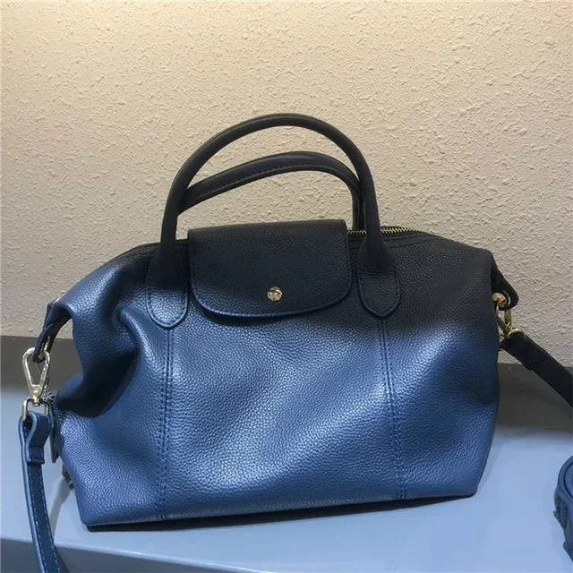 Women Designer Fashion Casual Shoulder High Quality Leather Handbags Sac Large Capacity Classic Tote Bag New Genuine Leather BagVoyage