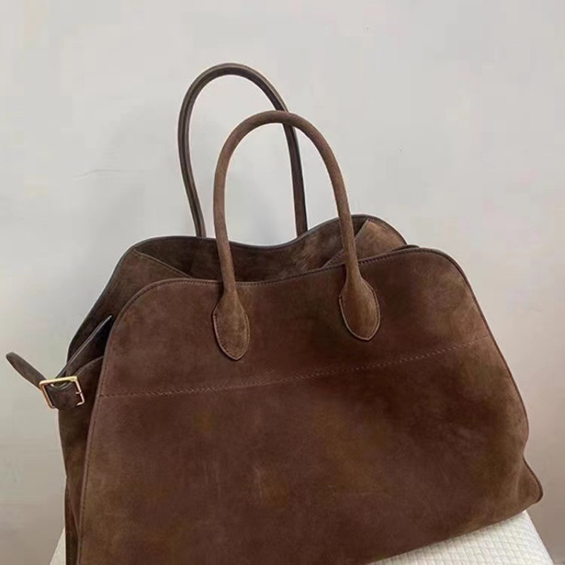 Tote Bag Women's 2025 New Autumn And Winter High-End Niche Design Large-Capacity Retro Commuter Handbag