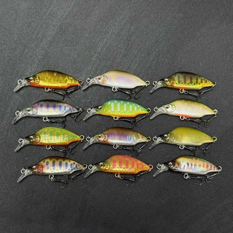 The curved hump design produces a strong winking fect and action response. 4.5cm/3.8g Minnow Sinking Road Runner LureXJ241128