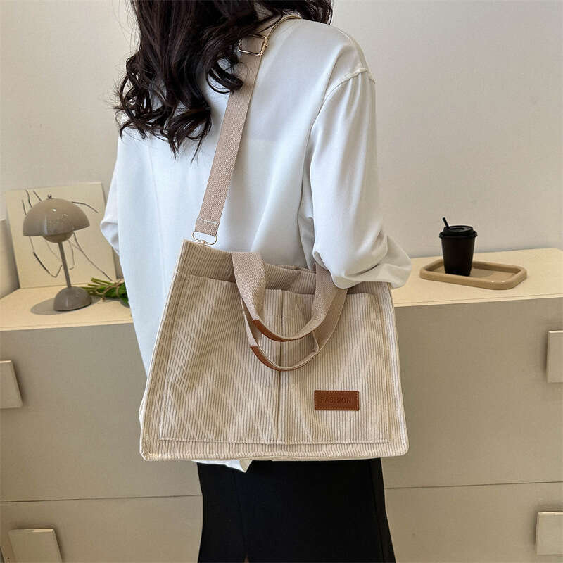 Tote Bag For Women, Large Capacity, New Canvas Shoulder Casual Korean Version, Carrying Crossbody Commuting Bag, Fashionable Quality, Classic B2