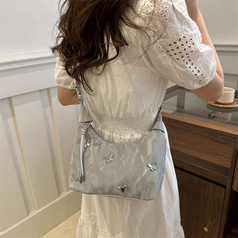 Summer New Butterfly Small Women's And Stylish Handbag, Versatile Texture, Commuting Personality, Crossbody Bag, Fashionable Quality, Classic B2