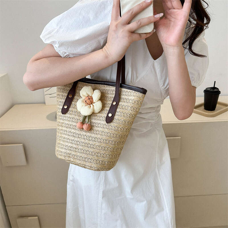 Summer New Minimalist Western-Style Women's Trend Shoulder Niche Casual Tote Bag, Handbag Fashion Quality Classic B3