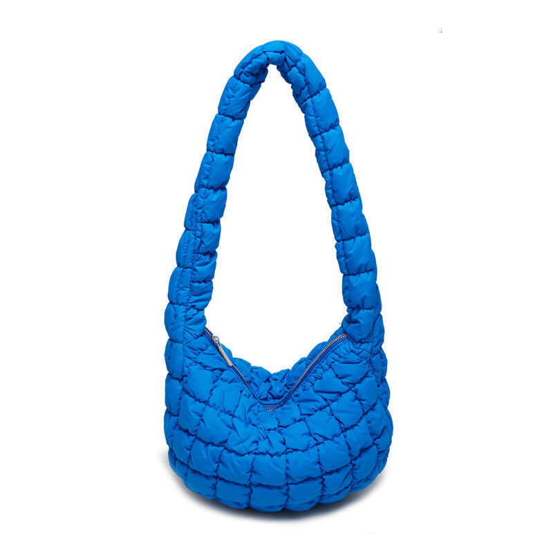 New Nylon Dumpg Wrap With Niche Design, Trendy Shoulder Women's Summer Versatile, High-End Feeg, Cloud Bag, Fashionable Quality, Classic B2