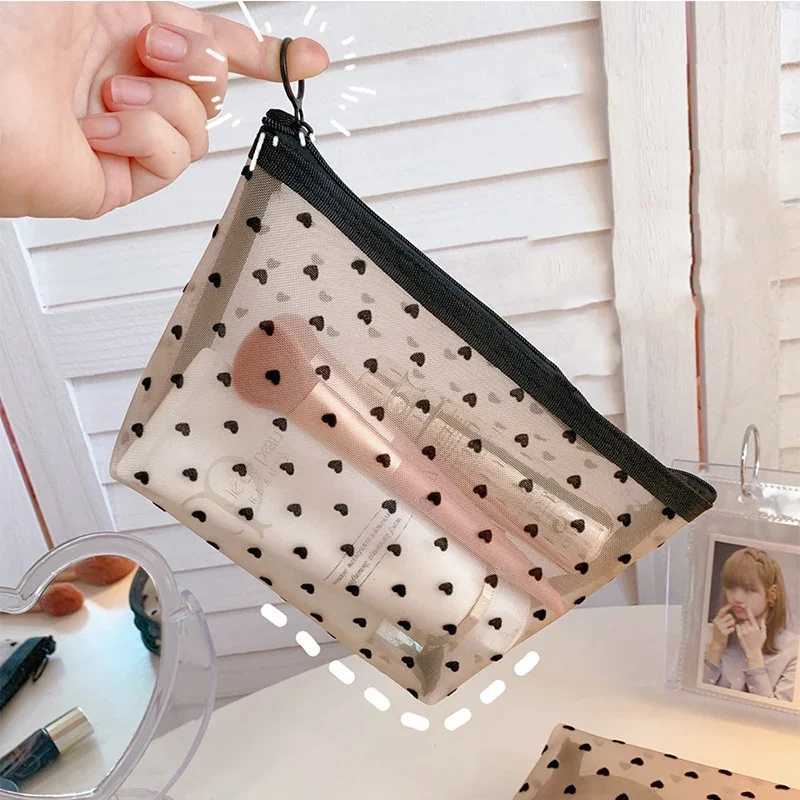 1PC Heart Women Men Necessary Cosmetic Bag Transparent Travel Organizer Fi Small Large Mesh Toiletry Bags Makeup PouchXJ241206