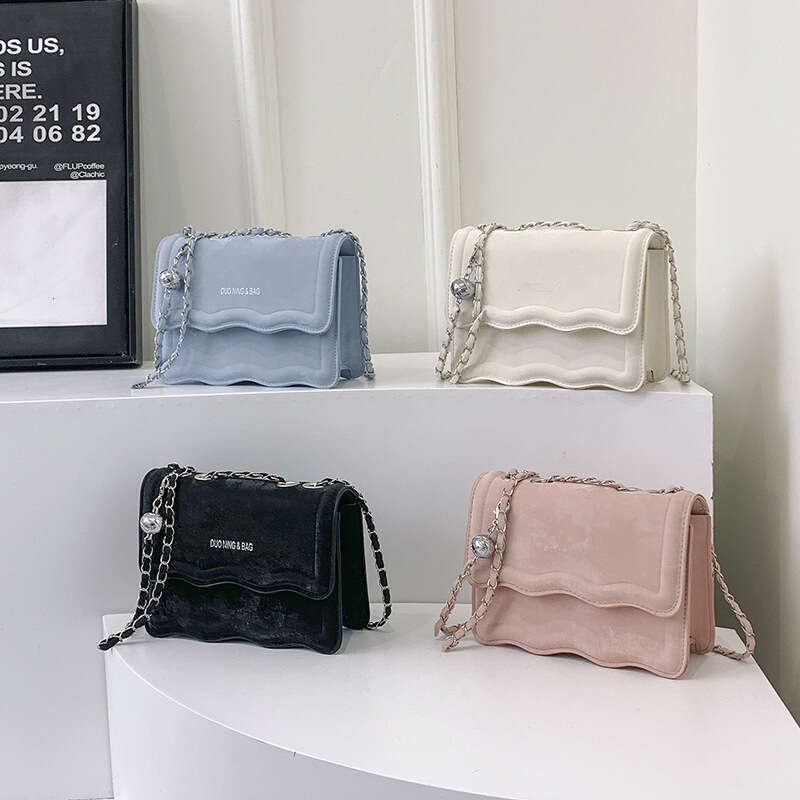 Wholesale Popular Versatile High-End Small Square Bag For Women's Spring New Fashion Chain Single Shoulder Crossbody Bag, Fashionable Quality Cla