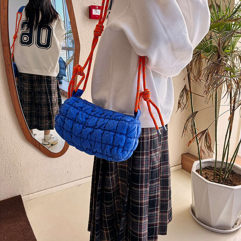 White Ditch Women's Summer High-End New Lightweight Nylon Crossbody Cloud Large Capacity Pillow Bag, Fashionable Quality Classic B4