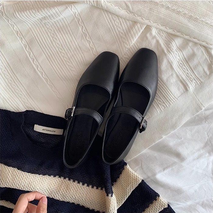 New Spring 2024 Autumn Designer Women Flats Fashion Ladies Buckle Loafer Female Elegant Shoes 00f2