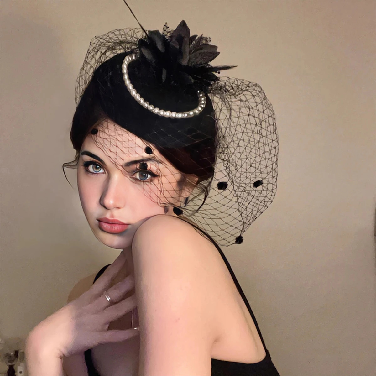 1 womens retro French top hat elegant mesh headdress for evening socialites 241122