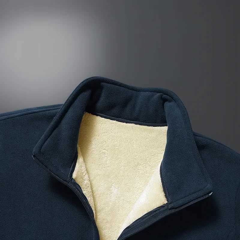 Autumn and Winter Cotton Jacket Mens Padded Jacket Male Fleece Lamb Wool Coat Man Velvet Casual Top Men Plush CoatsXJ241206