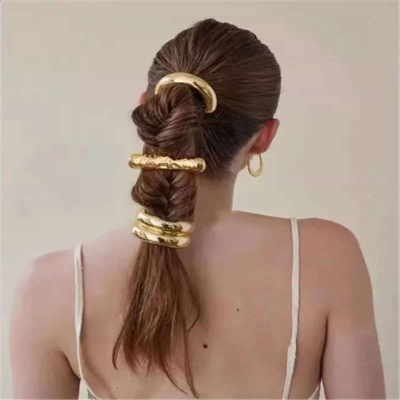 1 simple and thick hollow doublelayer metal hair clip for womens headbands with elastic ropes suitable forwomensheadwear 241122
