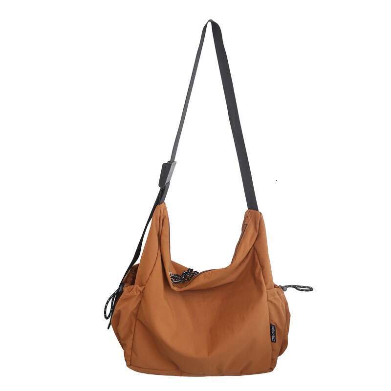 Large Capacity Retro Nylon Women's Summer High-End Sense, Single Shoulder Crossbody Fashionable And Casual Versatile Couple Cloth Bag, Men's