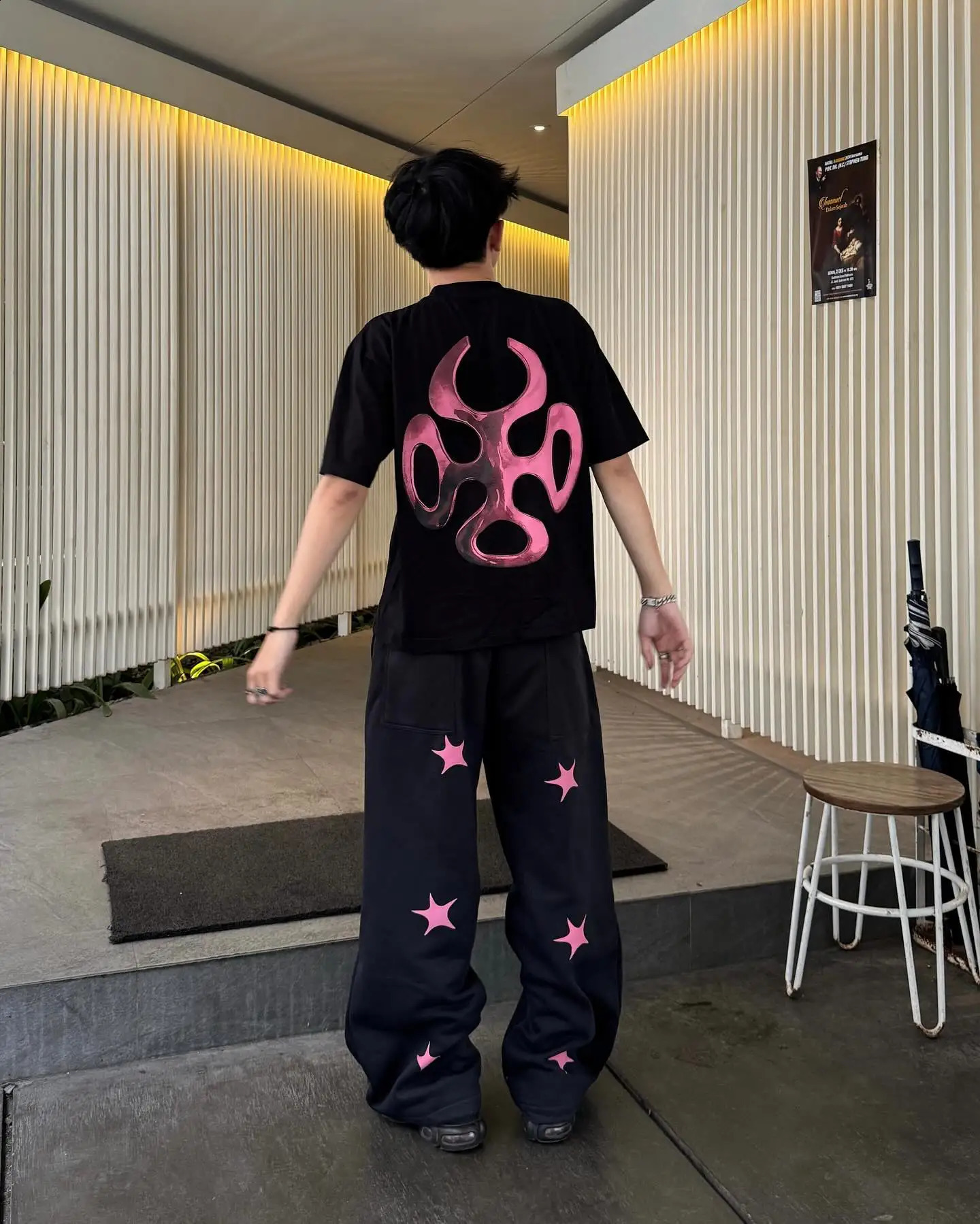 Casual Pink Stars Graphic T shirts Two Piece Sweatpant Y2K Clothes Men Streetwear Oversized Lounge Pants Set Clothing 241205