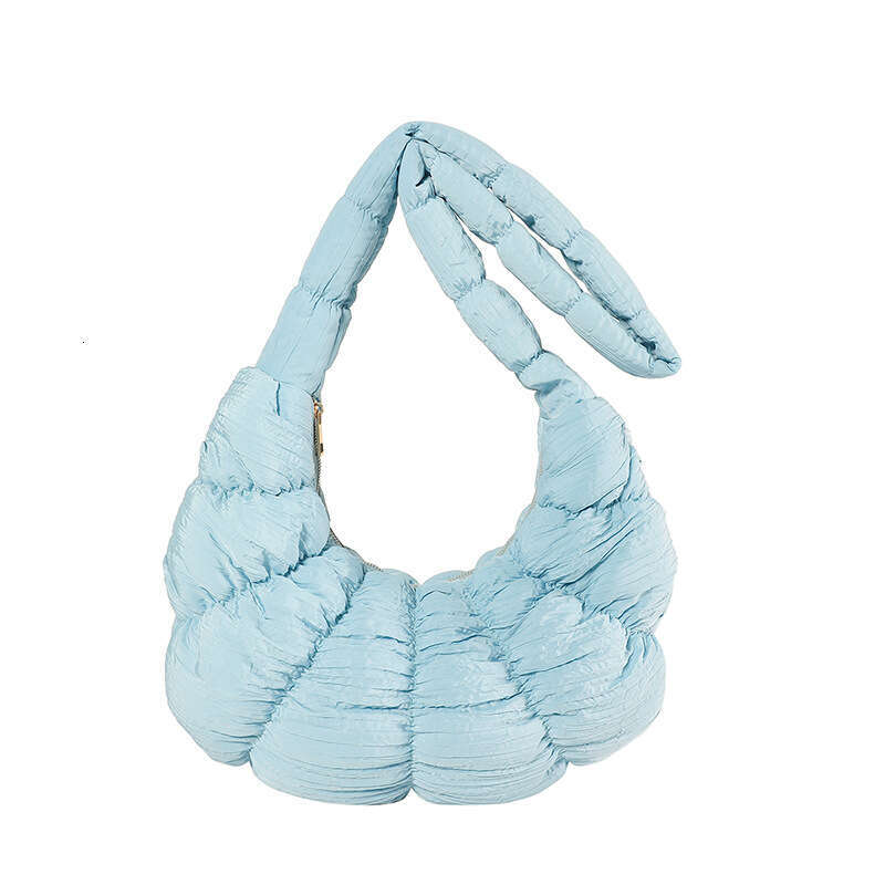 New Korean Style Bag For Women In Summer, With A High-End Feel Large Capacity Crossbody Bag. Casual Versatile Cloud Dumpg Bag, Fashionable And Classic