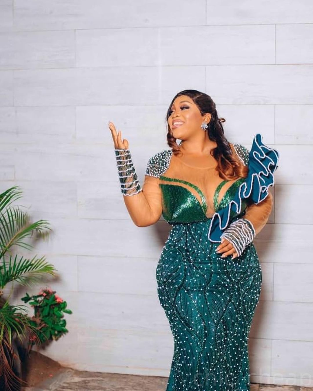 Hunter Green Prom Dresses 2025 Pearls Beaded Full Sleeves Sequined Evening Formal Party Second Birthday Engagement Gowns Plus Size Dress For Special O