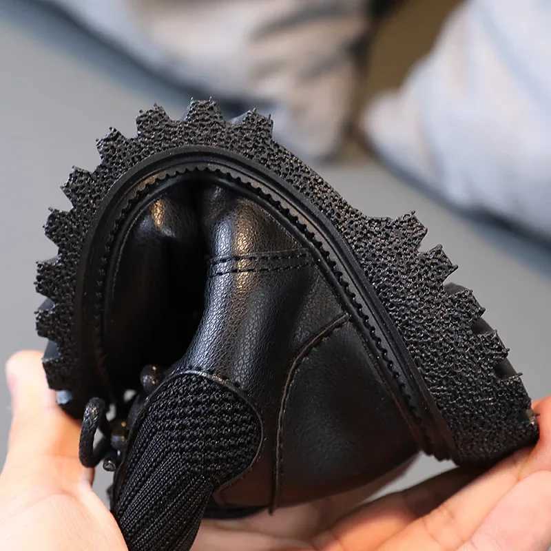 2024 New Sle Childrens Snow Boots Girls Boys Plush Short Boots Casual Warm Ankle Shoes Kids Fashion Sneakers for Kids F07195XJ241206