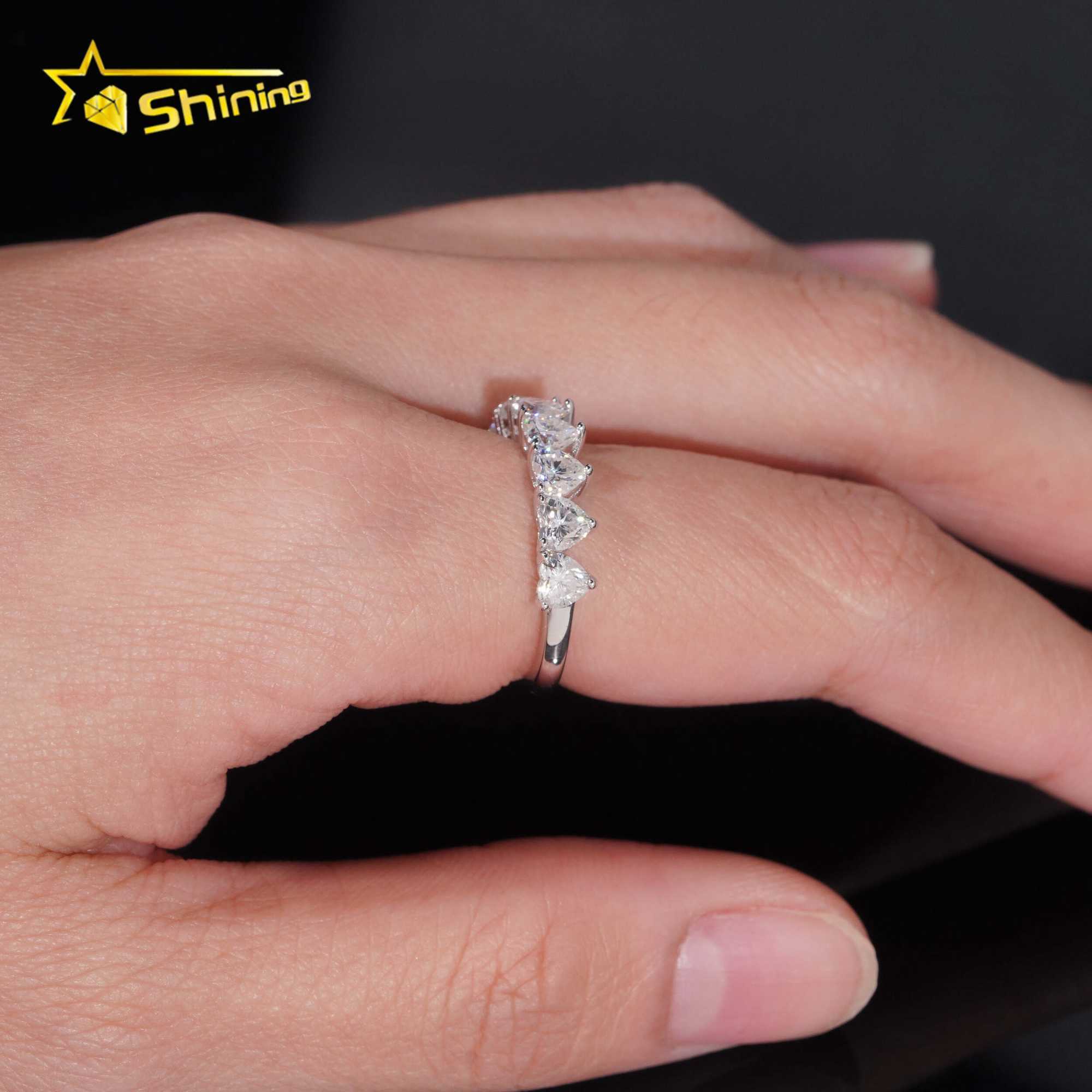 Hot Sale Factory Price 925 Sterling Silver Heart 4mm Half Eternity Moissanite Rings for Women