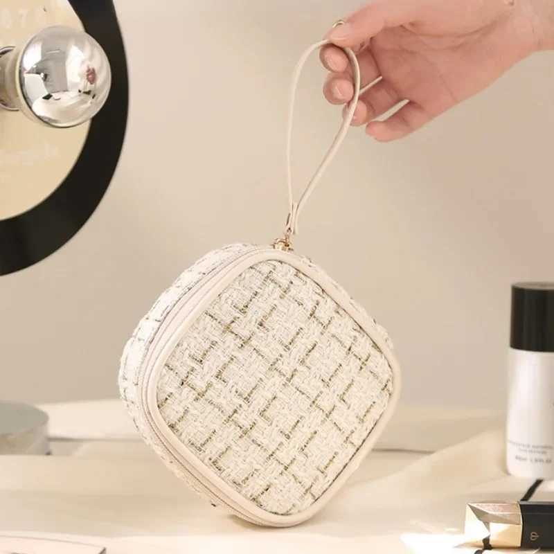 Portable Womens Mini Cosmetic Bags Girls Makeup Lipsticks Storage Pouch Sanitary Pads Data Cables Organizer Small Bag LuxuryXJ241206