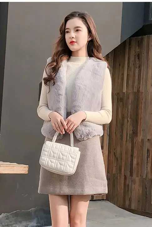 New Winter Autumn Faux Fur Women Coats Solid Color Thick Warm Sveless Korean Fashion Lady Vest Short CutXJ241206