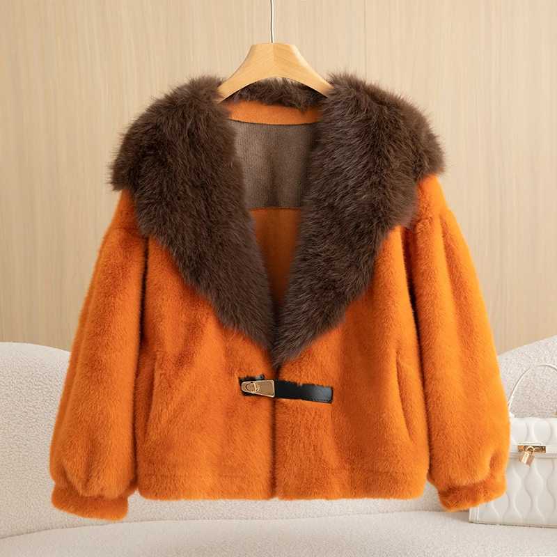2024 Winter Luxury Gold Mink Velvet Fine Imitation Womens Short Coat Big Fur Collar Stylish and Lightweight Warm Coat TopXJ241206