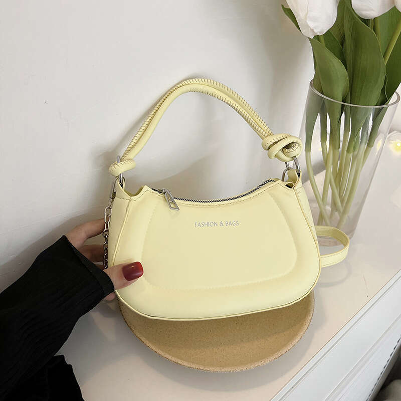 Texture Pressed Shell Handbag, Women's Autumn New Item, Solid Color Chain Armpit Stylish And Versatile Single Shoulder Crossbody Bag, Fashionable