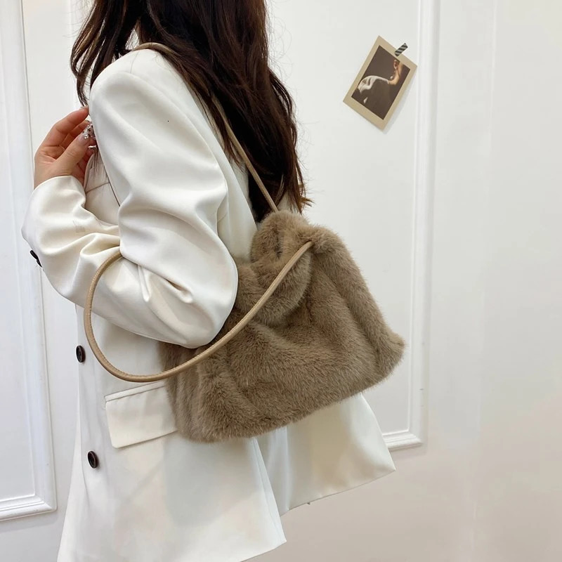 Fur Womens Bag Plush Messenger Bag Y2K Eco Bag Korean Tote Bag Soft Furry Shoulder Bag Fluffy Handbags Fashion School Bag 241206