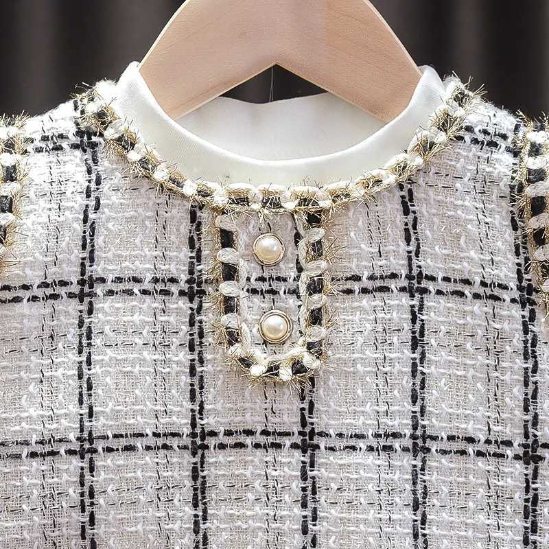 Baby Girl Tweed Plaid Dress Spring Autumn New Sleeveless Round Neck Sweet And Elegant Small Fragrant Wind Girls DressesXJ241206