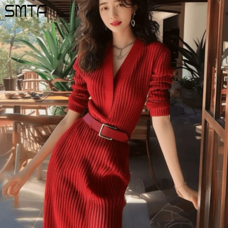 Christmas Red Knitted Sweater Womens Wedding Dress V-neck Long sleeved Belt Nightclub Dress Autumn 241205