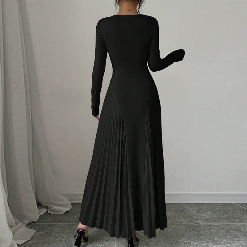 Autumn and Winter Simple Solid Color Knitted Dress Womens O-neck Long Sleeve Folded Office Dress Elegant Ultra Thin Robe Dress Vestido 241205