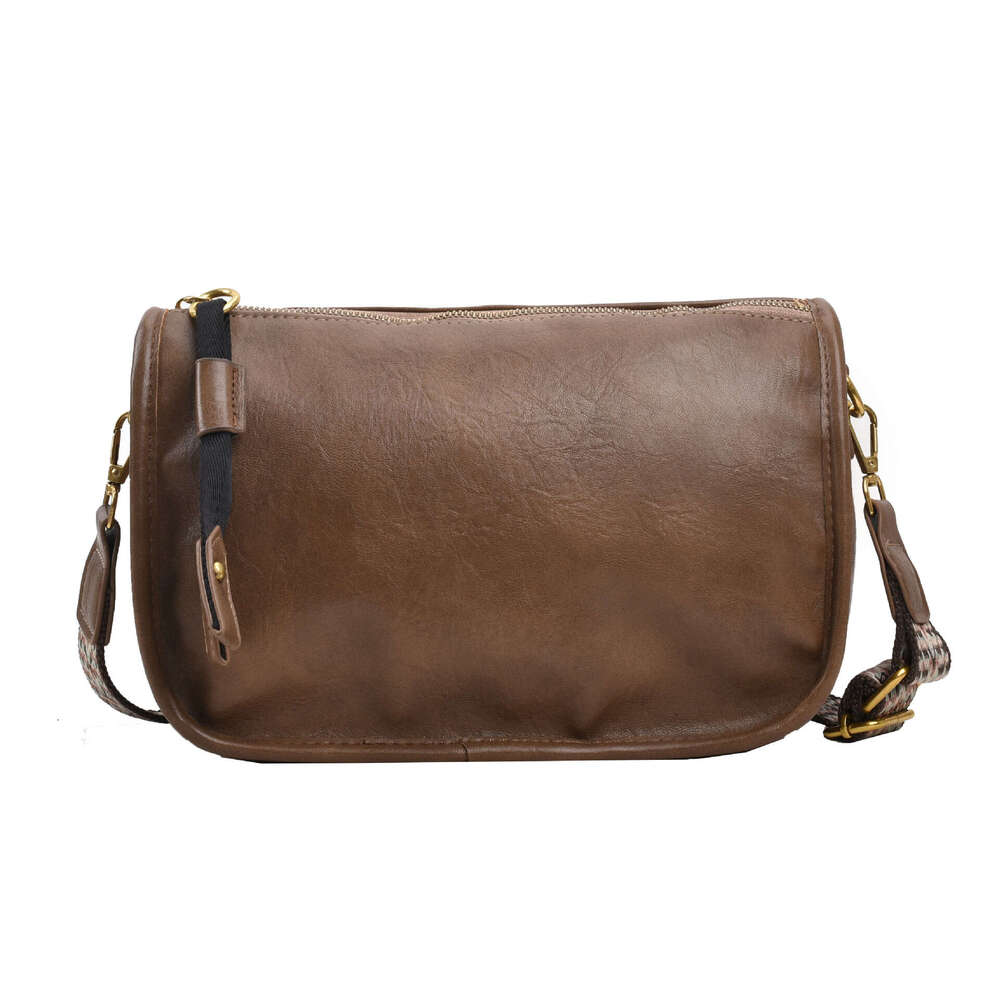 Small 2024 new fashionable and versatile casual western-style wide strap single shoulder for women crossbody bag