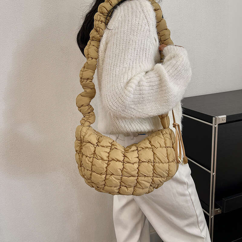 New Nylon Embroidery Thread For Women's Summer High-End Sense, Niche Casual Cloud Bag, Large Capacity Single Shoulder Armpit Bag B1