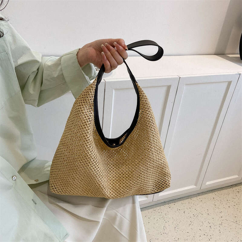 Women's Summer New Grass Woven Beach Large Capacity Crossbody Texture Shoulder Bag Fashionable Quality Classic B3