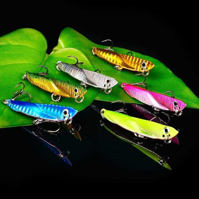 New Metal Vib Bass Fishing Lure Weights 11-21g Hook Boat Metal Jig Articulos De Pesca Isca Artificial Bass Bait Deep Sea TackXJ241128