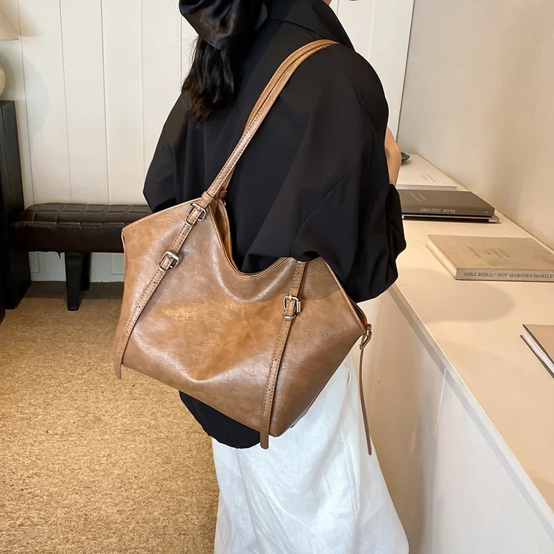 LEFTSIDE Large Pu Leather Shoulder Bags For Women Winter Y2K Korean Fashion Trend Female Tote Bag Lady Handbags And Purses 241206