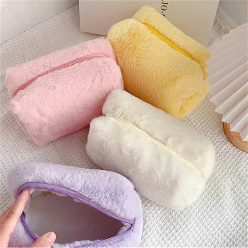 Plush Makeup Bags for Women Soft Travel Cosmetic Bag Organizer Case Young Lady Girls Make Up Case Necessaries Storage BagXJ241206