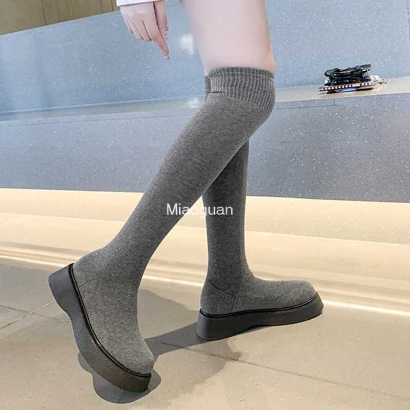 High Quality In the winter and autumn of the platform on Wens knee ladies street knitted socks Lg boots slippery boots shoe rings T241206
