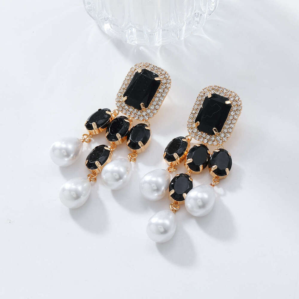 Advanced women's new inlaid pearl earrings, fashionable trendy and earrings