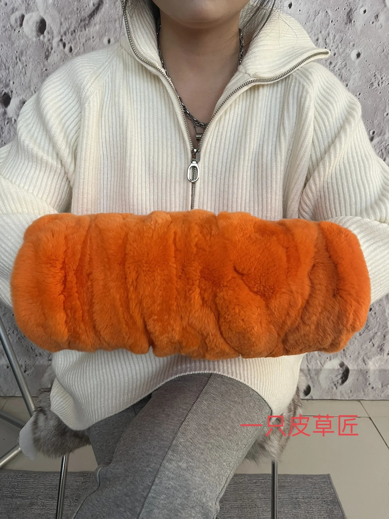 True thick haired double-sided Rex rabbit fur hand cover warm hand cover warm cave warm sleeping hand 241206