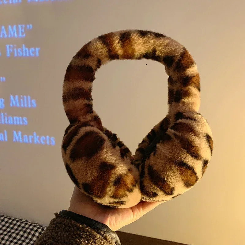 Leopard earmuffs plush earmuffs for winter warmth foldable earplugs for cold protection female earmuffs with circulation antifreeze accessories 241205