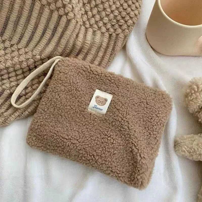 Large Capacity Cute Plush Travel Cosmetic Lipstick Storage Bag Women Makeup Kits Handbags Organizer Wallet Pencil Case Pouch BagXJ241206