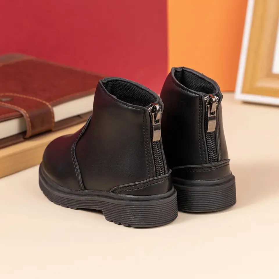 Classic Solid Color Leather Childrens Boots Fashionable Versatile Childrens Shoes Boys Girls Flat Bottom Waterproof MartinXJ241206