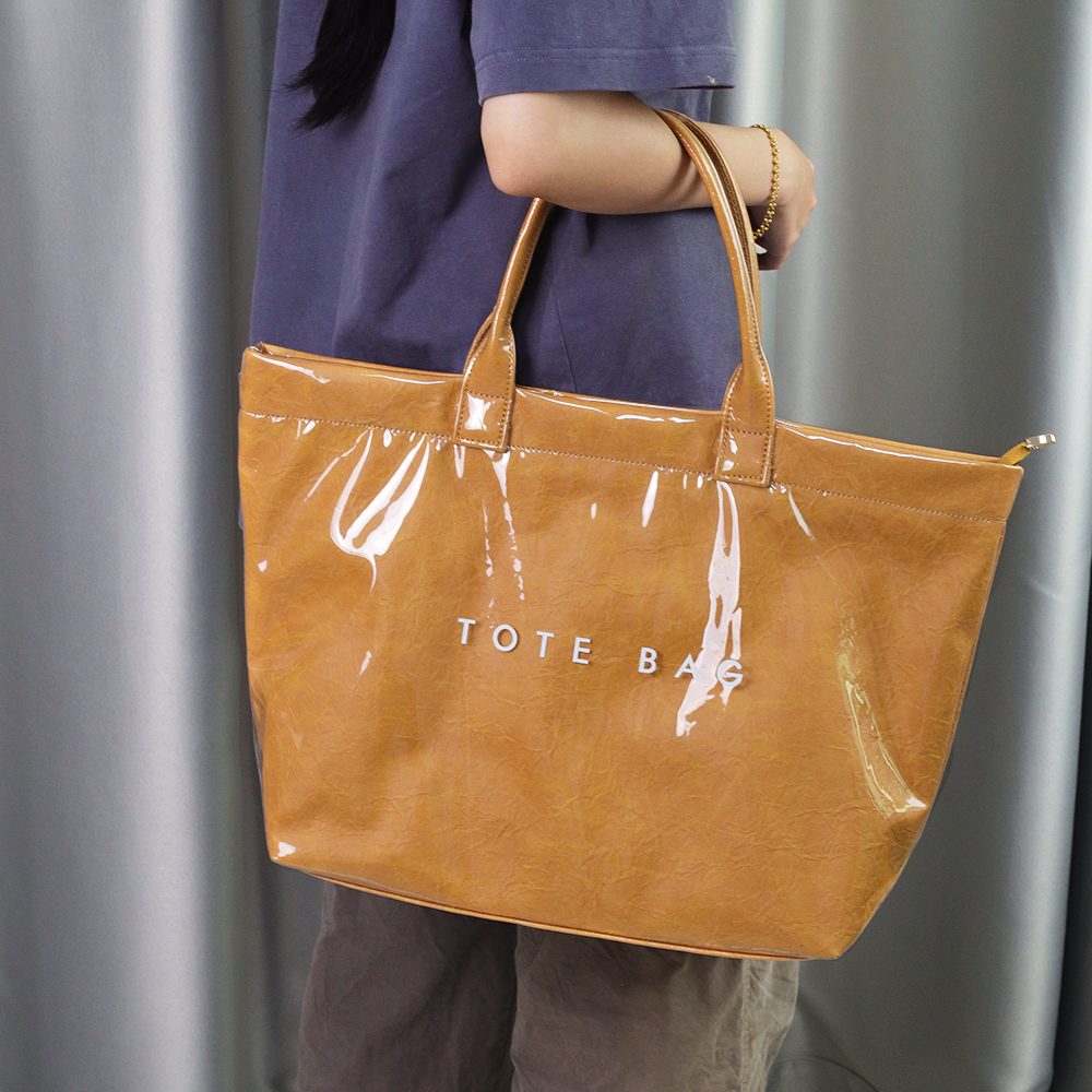 Chic Vintage-Inspired PVC Tote Bag for Women - Spacious & Lightweight, Perfect for Shopping