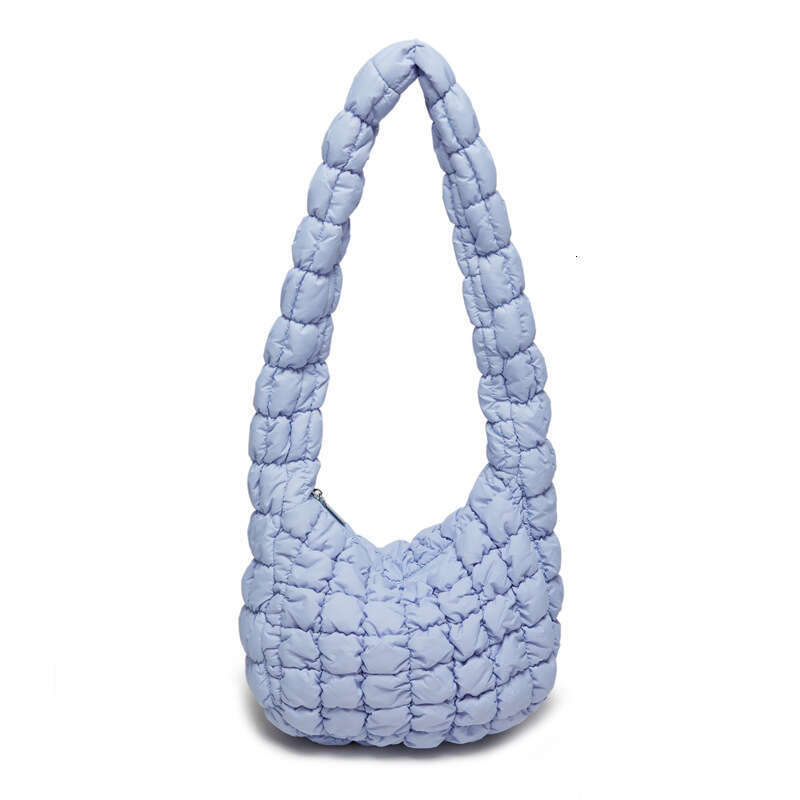 New Nylon Dumpg Wrap With Niche Design, Trendy Shoulder Women's Summer Versatile, High-End Feeg, Cloud Bag, Fashionable Quality, Classic B1