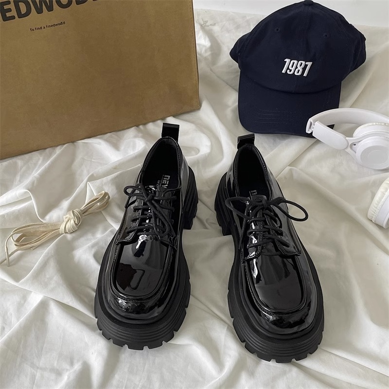 Chic Japanese Influenced Women's Retro Lace Up Booties in Black - Versatile Fashion Shoe for A/W 2024 Collection