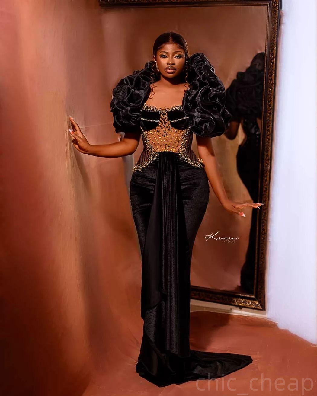 Black Illusion Prom Dresses 2025 Beaded Velvet Stylish Evening Formal Party Second Birthday Engagement Gowns Plus Size Dress For Special Occasions