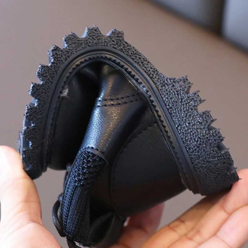 Childrens Soft-Soled Non-Slip Zipper Boots Boys Girls Leather Waterproof Splicing Short Boots 2-10 Years Old ShoesXJ241206