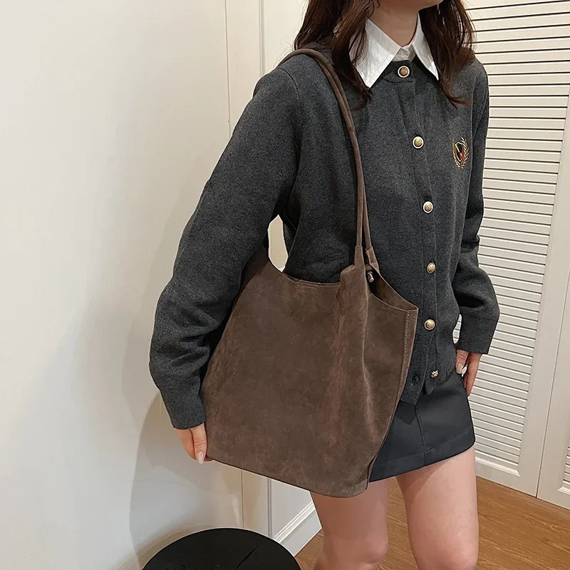 LEFTSIDE Retro PU Leather Shoulder Bags For Women Winter Y2K Korean Fashion Trend Female Tote Bag Lady Big Handbags 241206